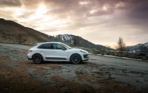   Porsche Macan T (Pure White) - 2022