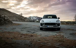   Porsche Macan T (Pure White) - 2022