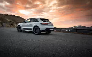   Porsche Macan T (Pure White) - 2022