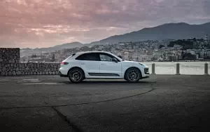   Porsche Macan T (Pure White) - 2022