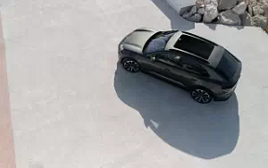   Porsche Macan 4 (Aventurine Green Metallic) - 2024