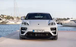   Porsche Macan Turbo (Ice Grey Metallic) - 2024