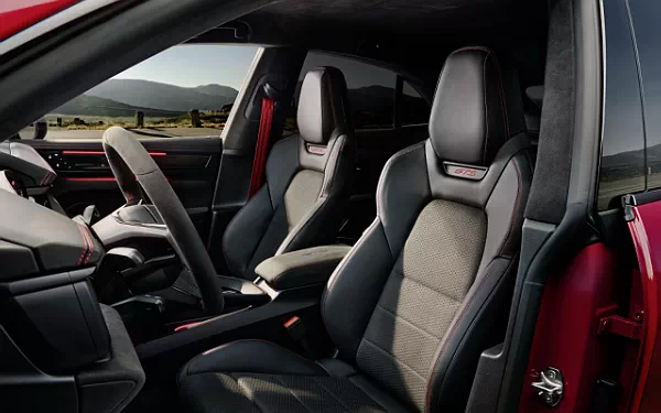   Porsche Macan GTS - 2025