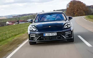   Porsche Panamera Turbo S E-Hybrid Sport Turismo (Night Blue Metallic) - 2020