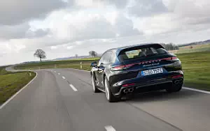   Porsche Panamera Turbo S E-Hybrid Sport Turismo (Night Blue Metallic) - 2020