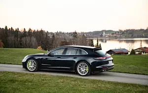   Porsche Panamera Turbo S E-Hybrid Sport Turismo (Night Blue Metallic) - 2020