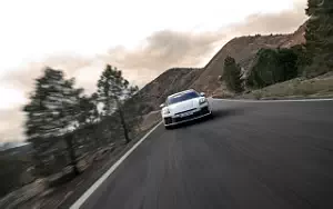   Porsche Panamera 4 E-Hybrid (Carrara White Metallic) - 2024