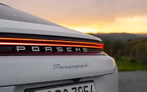   Porsche Panamera 4 E-Hybrid (Carrara White Metallic) - 2024