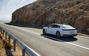   Porsche Panamera 4 E-Hybrid Executive - 2024