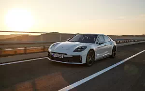   Porsche Panamera 4S E-Hybrid - 2024