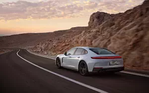   Porsche Panamera 4S E-Hybrid - 2024