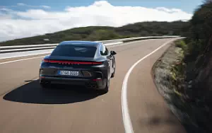   Porsche Panamera (Volcano Grey Metallic) - 2024