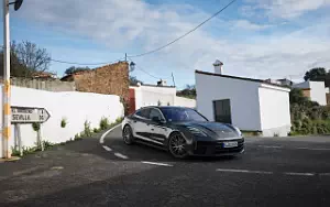   Porsche Panamera (Volcano Grey Metallic) - 2024