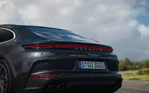   Porsche Panamera (Volcano Grey Metallic) - 2024