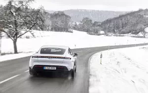   Porsche Taycan (Ice Grey Metallic) - 2021