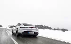   Porsche Taycan (Ice Grey Metallic) - 2021