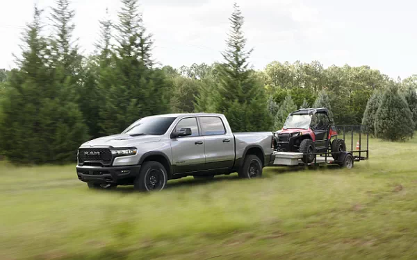   Ram 1500 Rebel (Billet Silver Metallic/Diamond Black) - 2024