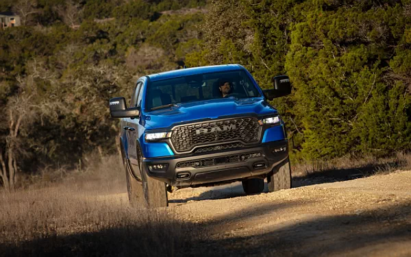   Ram 1500 Rebel (Hydro Blue/Diamond Black) - 2024
