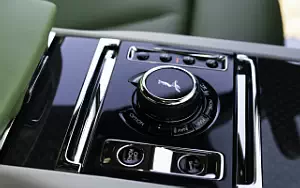   Rolls-Royce Black Badge Cullinan Captain - 2024