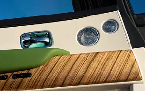   Rolls-Royce Cullinan Luxurian - 2024