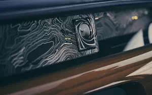   Rolls-Royce Phantom EWB Goldfinger - 2024