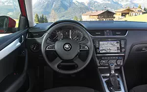   Skoda Octavia Combi - 2013