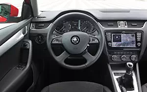   Skoda Octavia Combi - 2013