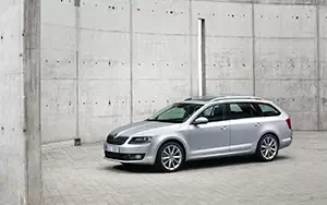   Skoda Octavia Combi - 2013