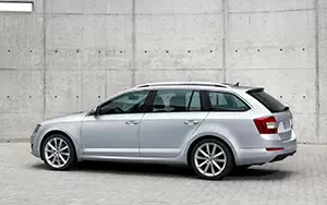   Skoda Octavia Combi - 2013