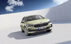   Skoda Superb Combi - 2024