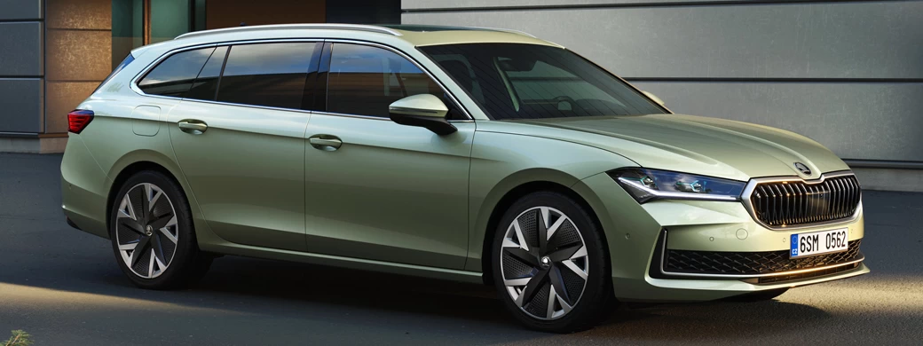   Skoda Superb Combi - 2024 - Car wallpapers