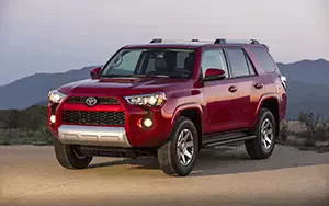   Toyota 4Runner US-spec - 2014