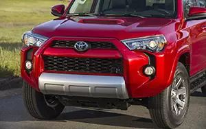   Toyota 4Runner US-spec - 2014