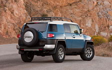   Toyota FJ Cruiser - 2011