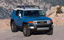   Toyota FJ Cruiser - 2011