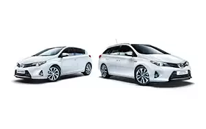   Toyota Auris Hybrid - 2012