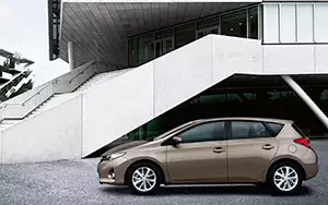   Toyota Auris - 2012