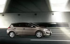   Toyota Auris - 2012