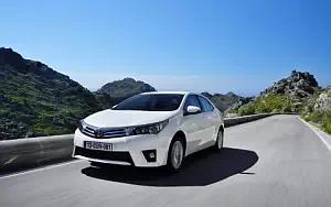   Toyota Corolla - 2013