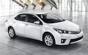   Toyota Corolla - 2013