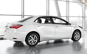   Toyota Corolla - 2013