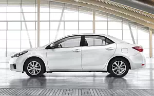   Toyota Corolla - 2013