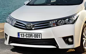   Toyota Corolla - 2013