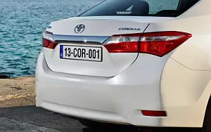   Toyota Corolla - 2013