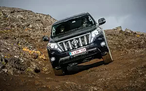   Toyota Land Cruiser Prado - 2015