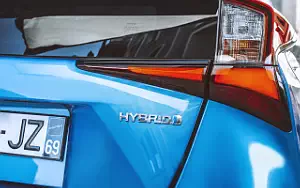   Toyota Prius - 2019