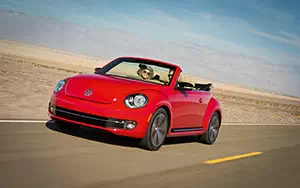   Volkswagen Beetle Cabriolet Turbo US-spec - 2012