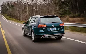   Volkswagen Golf Alltrack US-spec - 2018