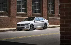   Volkswagen Jetta SEL Premium US-spec - 2018