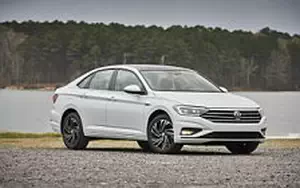   Volkswagen Jetta SEL Premium US-spec - 2018